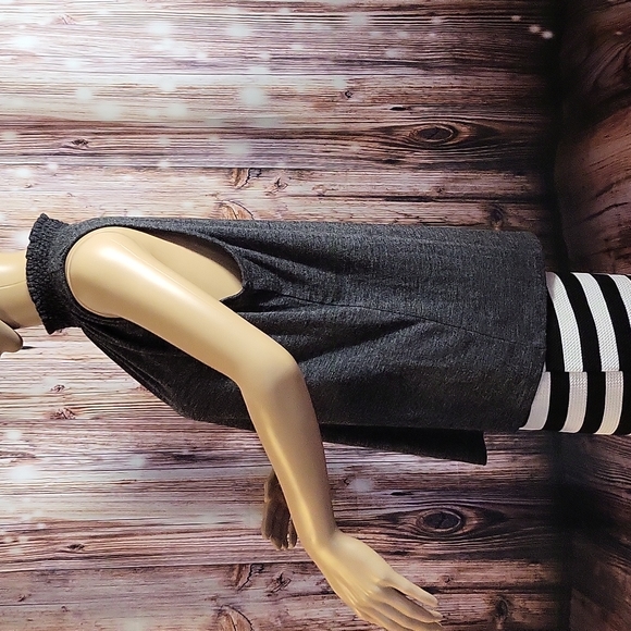 Loft Women's Sleeveless Turtleneck Blouse Size SP - Picture 5 of 10